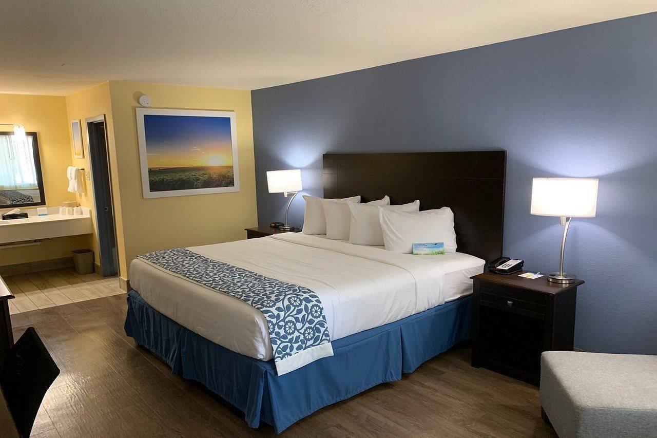 Surestay Plus By Best Western Beaumont Exterior photo