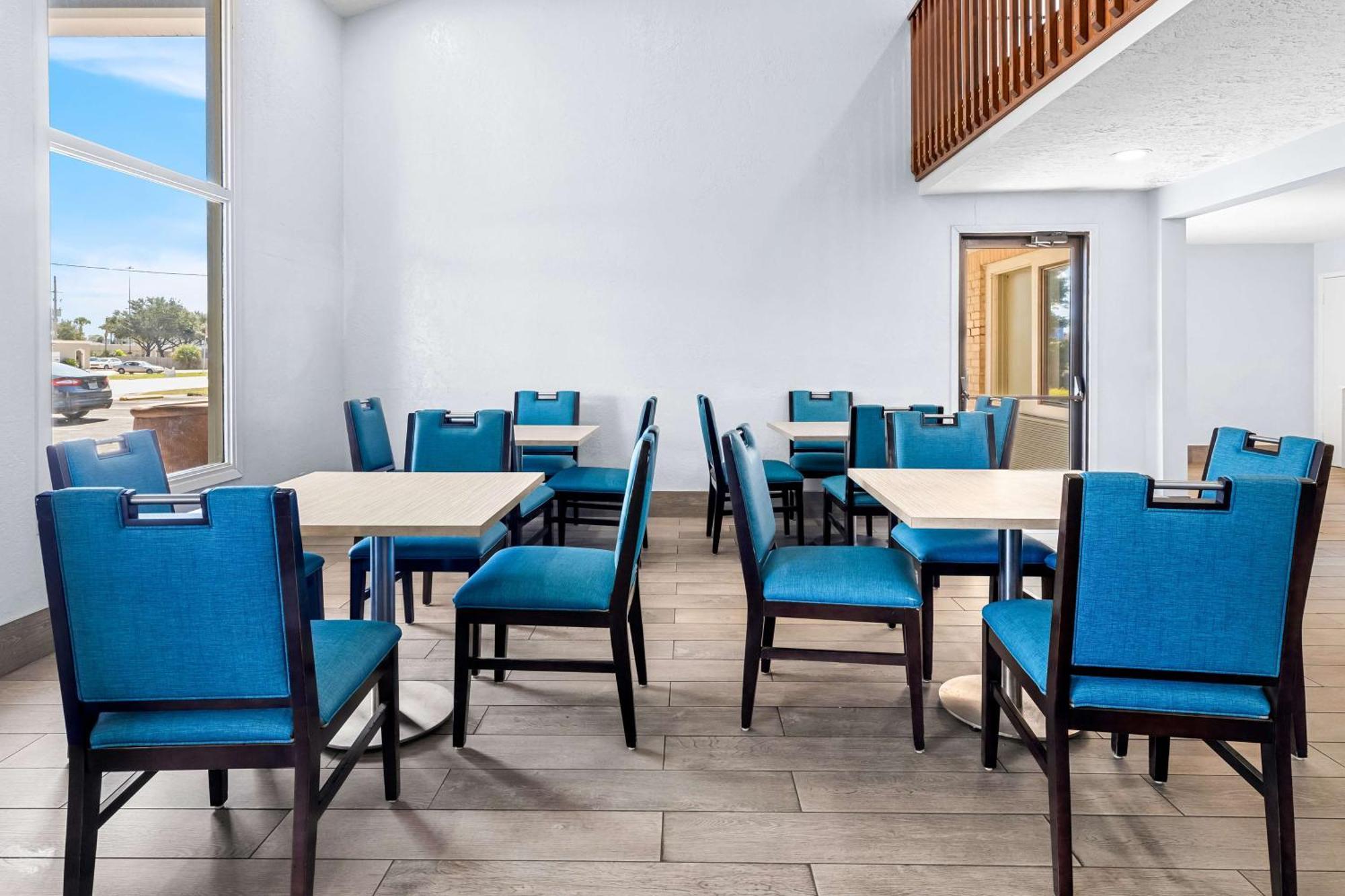 Surestay Plus By Best Western Beaumont Exterior photo